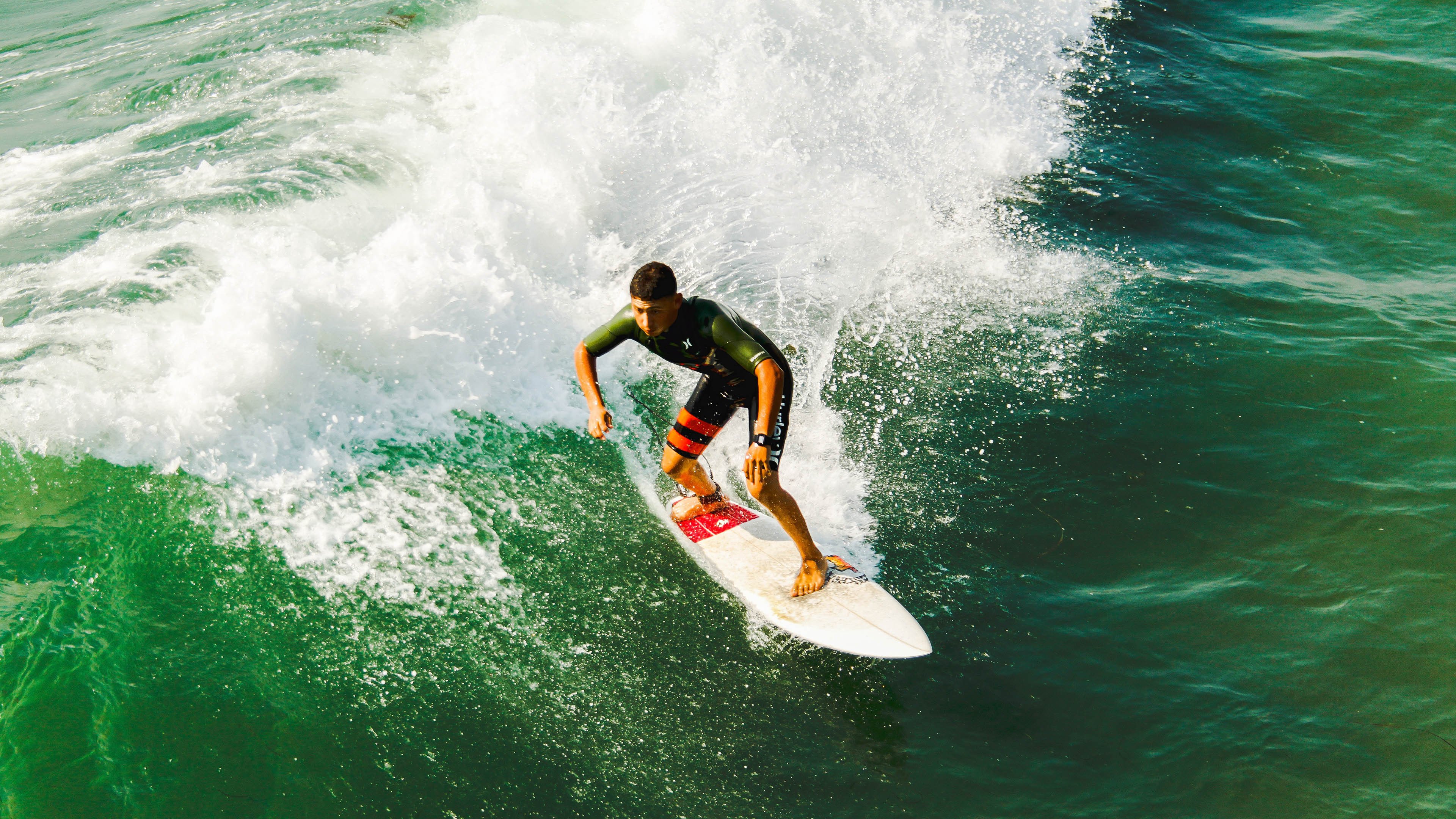 女子澳大利亚橄榄球队职业化之路引发关注，澳大利亚英式橄榄球联赛